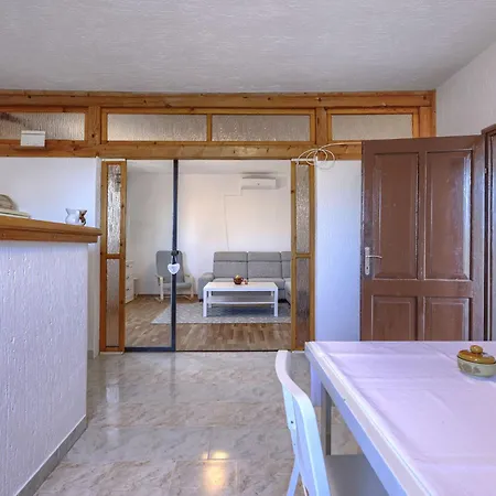 Majoli By Interhome *